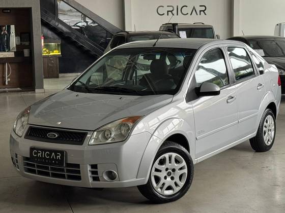 FORD FIESTA 1.6 MPI SEDAN 8V FLEX 4P MANUAL FORD FIESTA 1.6 MPI SEDAN 8V FLEX 4P MANUAL